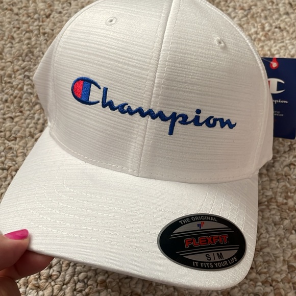 Men’s White Champion Flexfit Hat - Picture 2 of 6